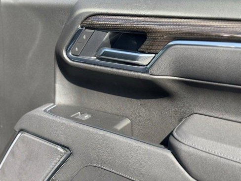 New 2025 Chevrolet Silverado 1500 LT w/ Z71 Off-Road Package image 10