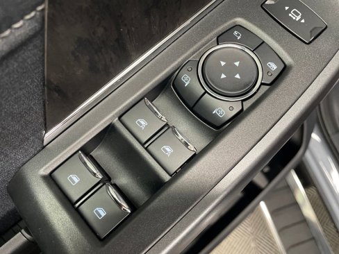 New 2026 Ford F250 Lariat image 16