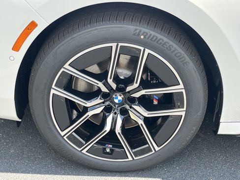 New 2026 BMW 740i w/ Premium Package image 29