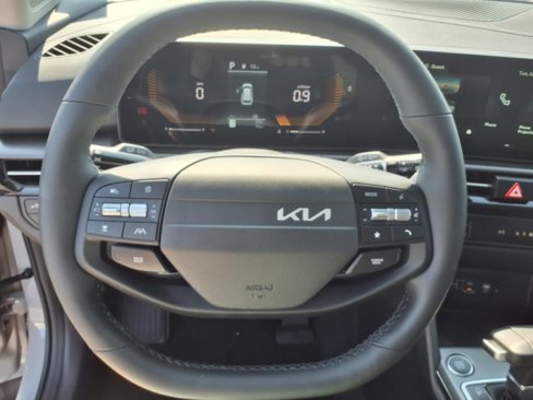 New 2026 Kia Sportage EX image 19