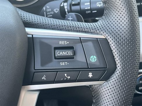 New 2025 Mitsubishi Outlander SE image 29