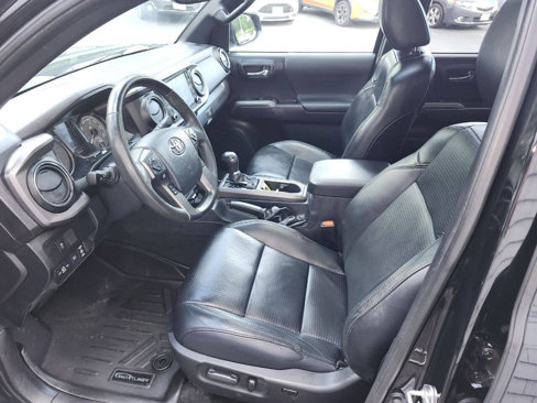 Used 2020 Toyota Tacoma TRD Off-Road image 7