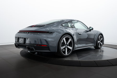 Certified 2025 Porsche 911 Carrera image 7
