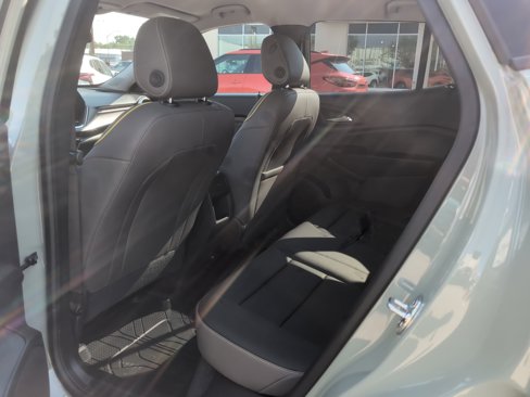 New 2025 Chevrolet Trax ACTIV w/ Driver Confidence Package image 28