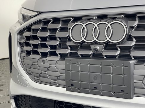 New 2025 Audi Q5 Premium Plus image 10