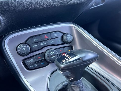 Used 2022 Dodge Challenger GT w/ Blacktop Package image 21