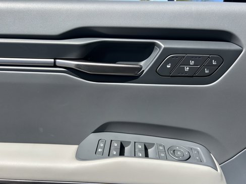New 2026 Kia EV9 Wind image 20