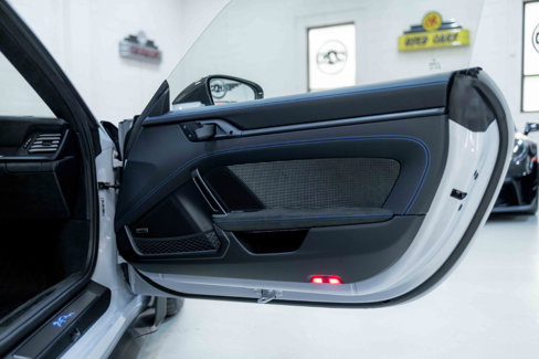 Used 2025 Porsche 911 GT3 RS image 51