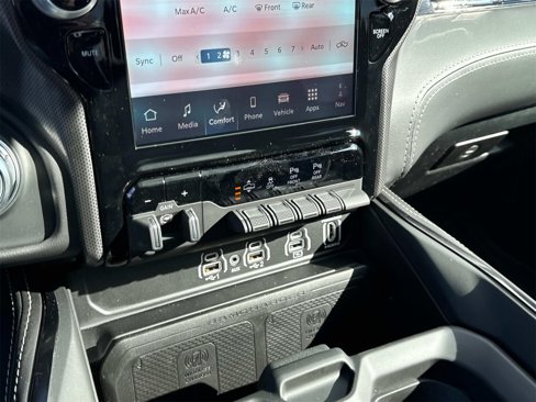 New 2025 RAM 1500 Limited w/ Body Color Bumper Group image 33