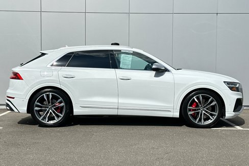 Used 2022 Audi SQ8 Premium Plus w/ Towing Package image 6