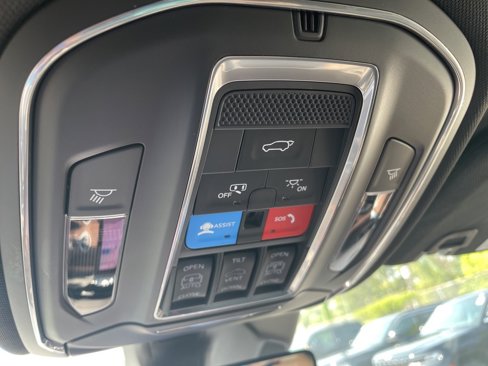 New 2025 Jeep Grand Cherokee Summit image 33