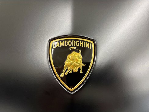 Used 2024 Lamborghini Revuelto image 27