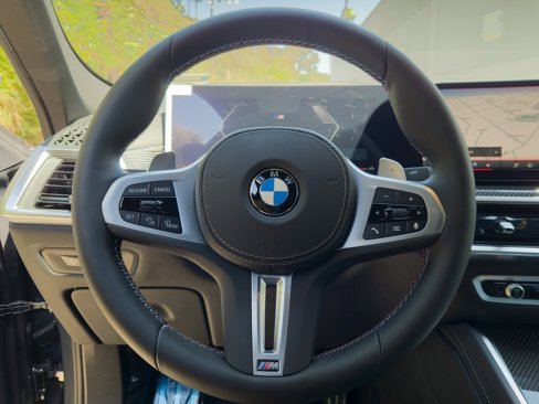 New 2026 BMW X6 M60i w/ Executive Package image 11