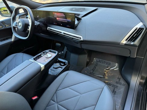 Used 2023 BMW iX M60 w/ Executive Package image 21