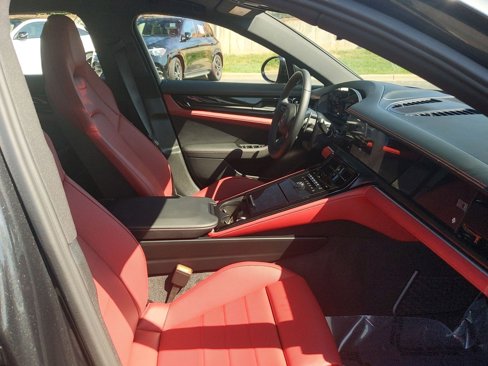 Used 2025 Porsche Panamera 4 image 39
