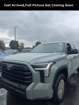 Used 2025 Toyota Tundra SR5 image 1