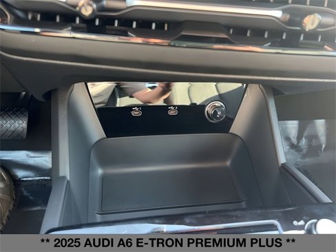New 2025 Audi A6 e-tron Premium Plus image 27