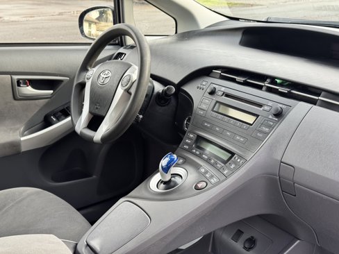 Used 2011 Toyota Prius Two image 15