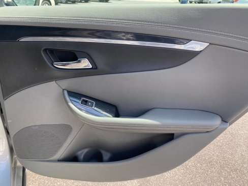 Used 2018 Chevrolet Impala LS image 27