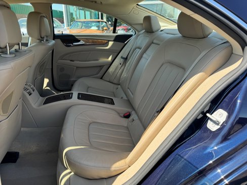 Used 2014 Mercedes-Benz CLS 550 4MATIC image 7