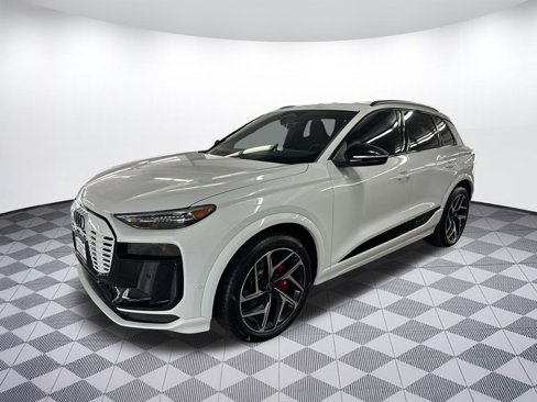 New 2025 Audi SQ6 e-tron Prestige image 2