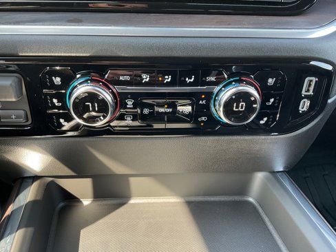 New 2026 GMC Sierra 3500 SLT image 8