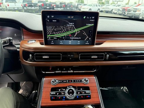 Used 2022 Lincoln Aviator Reserve w/ Equipment Group 201A image 35