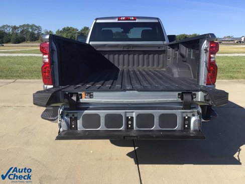 Used 2025 Chevrolet Silverado 2500 LT w/ Convenience Package image 26