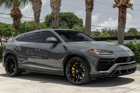 Used 2022 Lamborghini Urus image 10