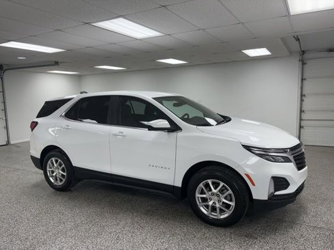 Used 2024 Chevrolet Equinox LT image 64