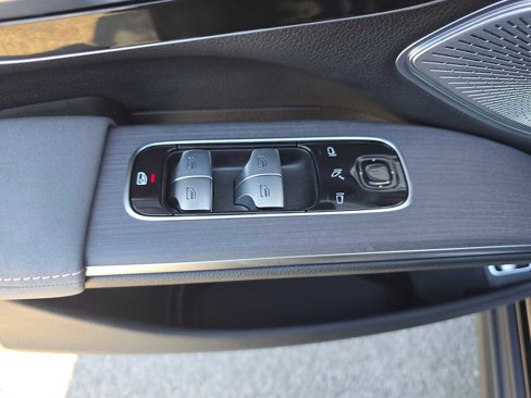 New 2026 Mercedes-Benz EQS 400 4MATIC SUV image 30