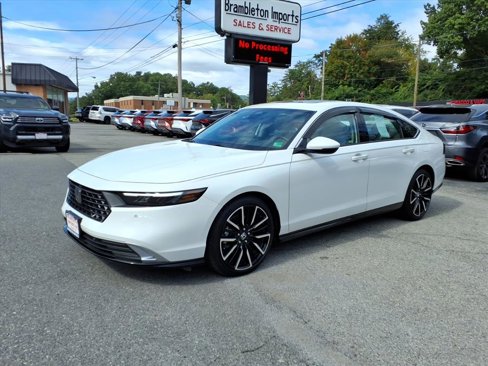 Used 2024 Honda Accord Touring image 6