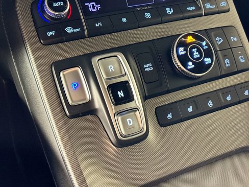 Used 2022 Hyundai Palisade Limited image 18