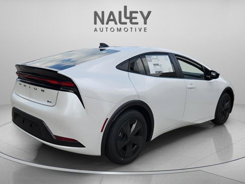 New 2026 Toyota Prius LE image 5