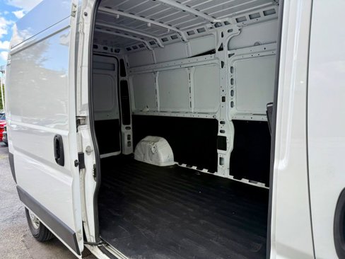 Used 2020 RAM ProMaster 2500 image 22
