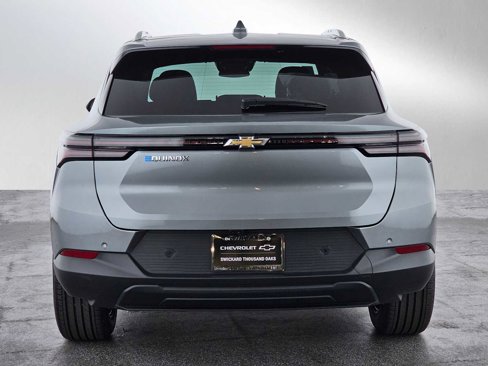 New 2026 Chevrolet Equinox EV LT image 4