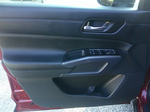 Used 2023 Nissan Pathfinder SL image 9