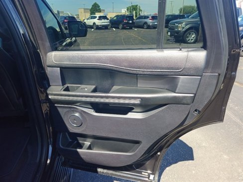 Used 2019 Ford Expedition XLT w/ Equipment Group 201A image 16