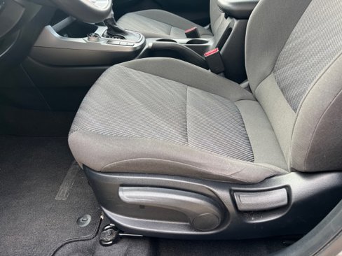 Used 2022 Kia Seltos LX image 15