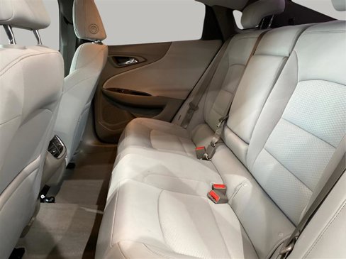 Used 2020 Chevrolet Malibu LT image 12