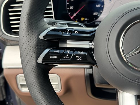 New 2026 Mercedes-Benz GLS 450 4MATIC image 22