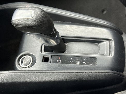 Used 2023 Nissan Kicks S image 28