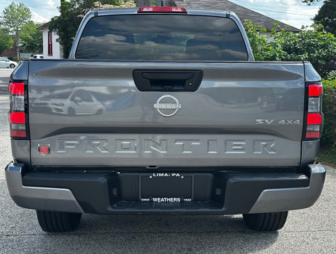 Used 2024 Nissan Frontier SV image 4