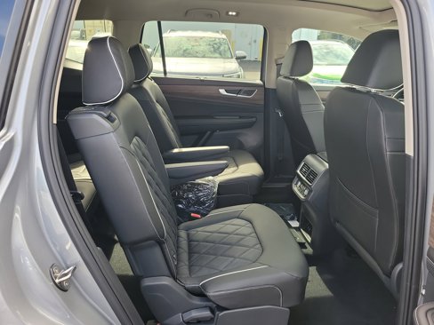 New 2026 Volkswagen Atlas SEL Premium R-Line image 11