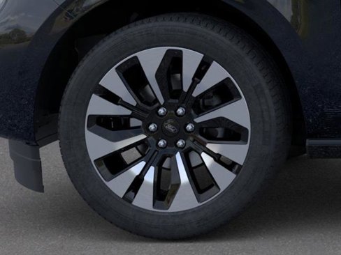 New 2025 Ford Expedition Platinum image 19