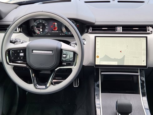 New 2026 Land Rover Range Rover Velar Dynamic SE image 27
