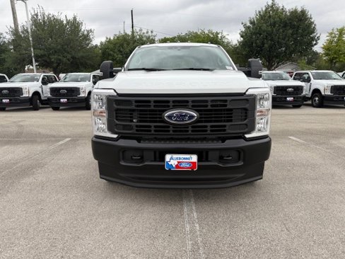 New 2026 Ford F350 XL image 3