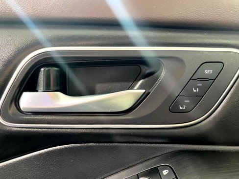 Used 2021 Nissan Rogue SL image 18