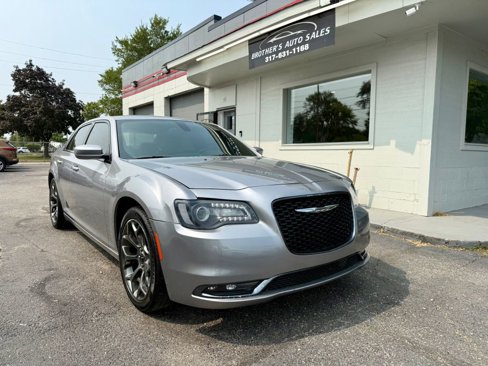 Used 2016 Chrysler 300 S image 6