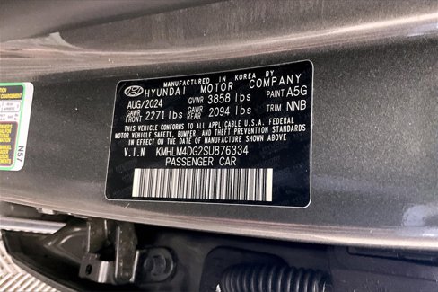 Used 2025 Hyundai Elantra Sport image 25